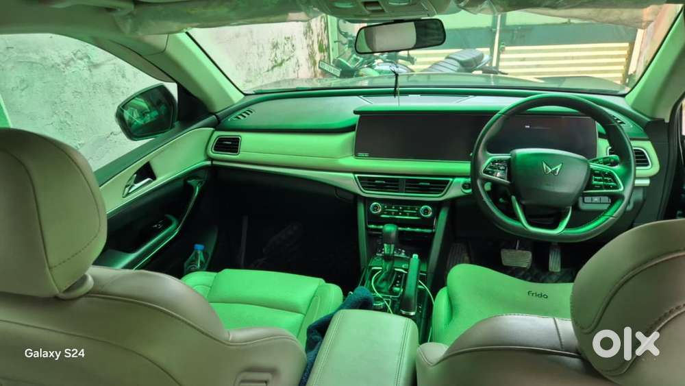 Mahindra Xuv700 November 2021 Year