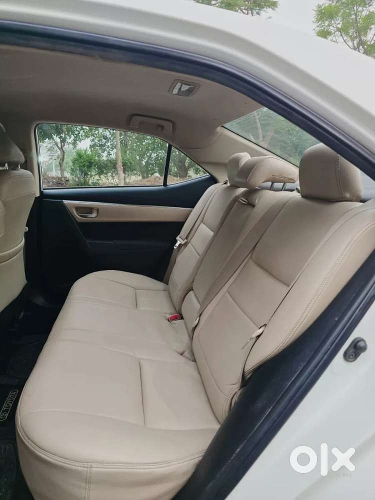 Toyota Corolla Altis 1.8 G Cvt, 2016, Petrol