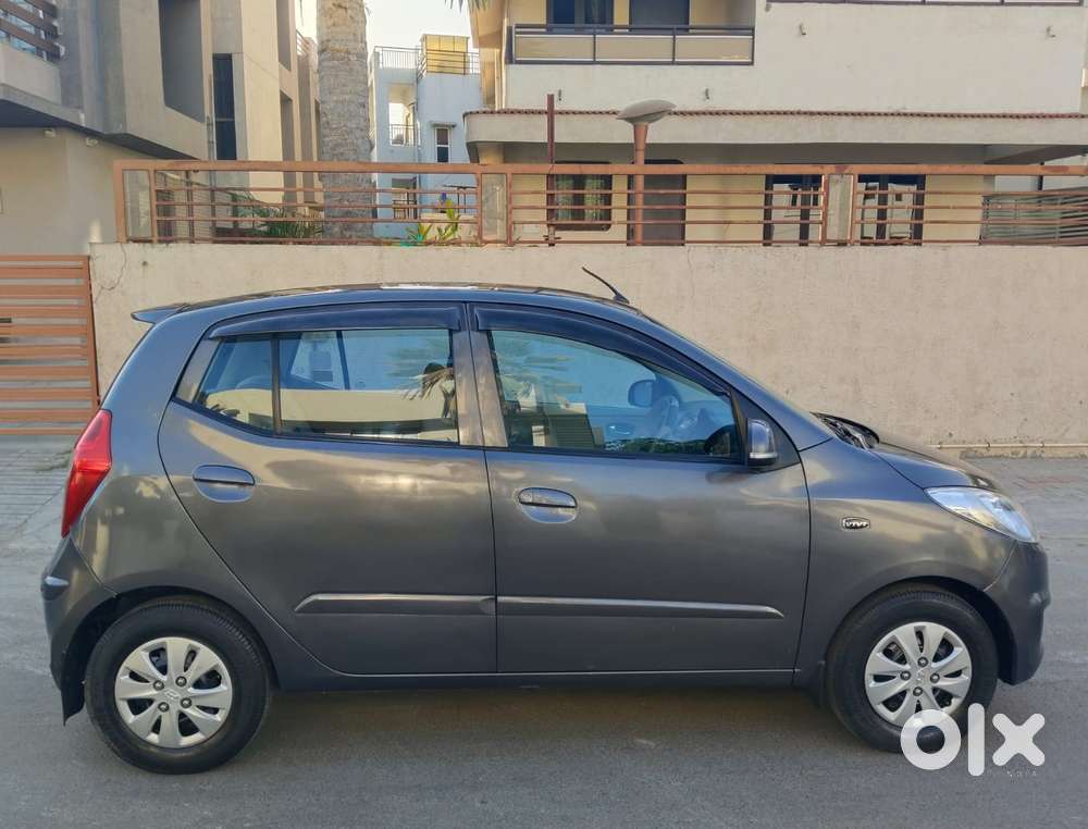 Hyundai I10 Sportz, 2012, Petrol