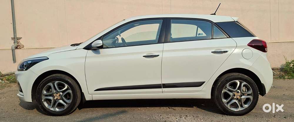 Hyundai I20 Asta (o) 1.2 Mt, 2018, Petrol
