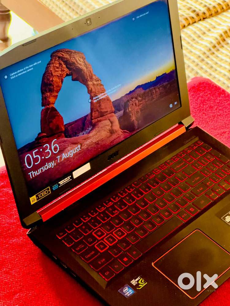 Acer Nitro i5 8th inch 8GB/16Gb Optane/1TB/4GB NVIDIA