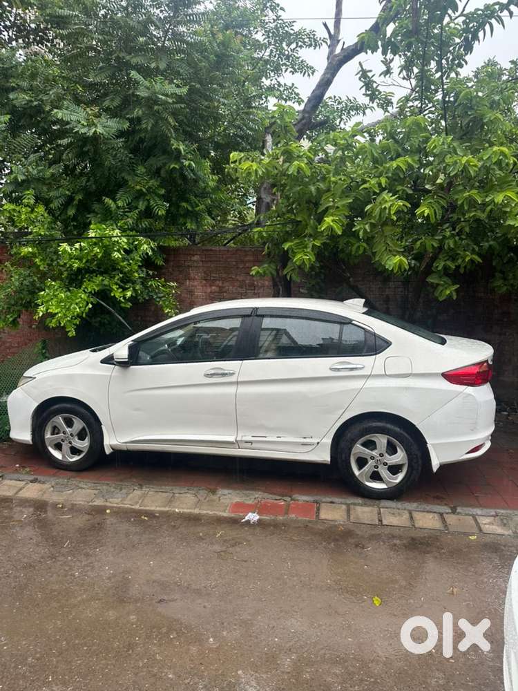 2015 Honda City Petrol Manual Well Maintained Single Handed