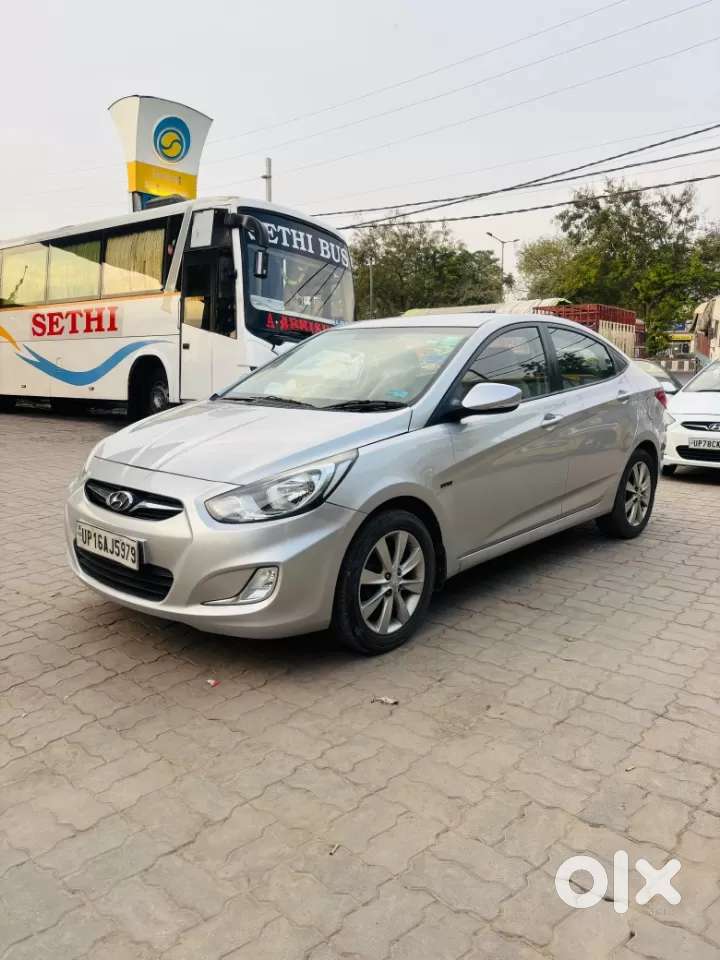 Hyundai Verna Fluidic 1.6 Vtvt Sx, 2012, Petrol
