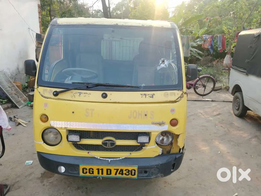 Dono Gaadi Bechna Hai.gaadi Chalu Condition Me Hai