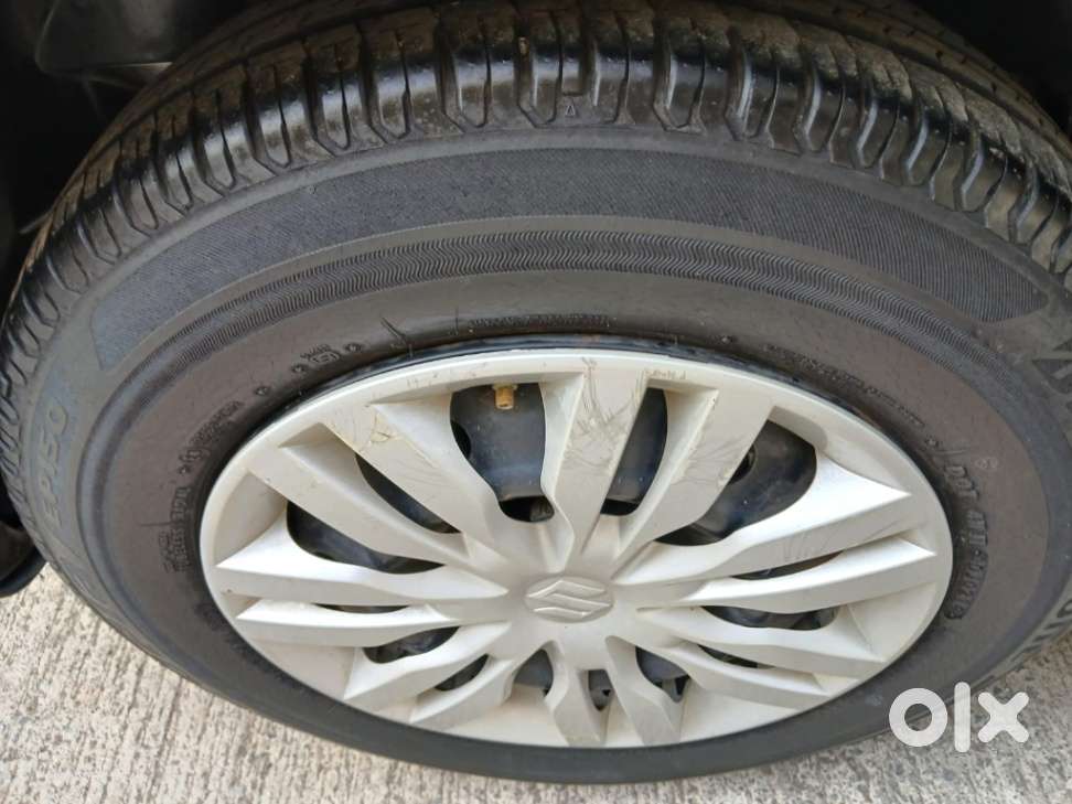 Maruti Suzuki Swift Dzire 1.2 Vxi, 2019, Petrol