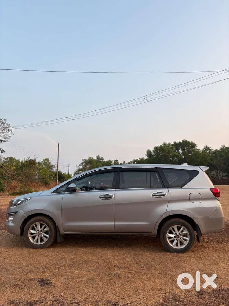 Toyota Innova Crysta 2017