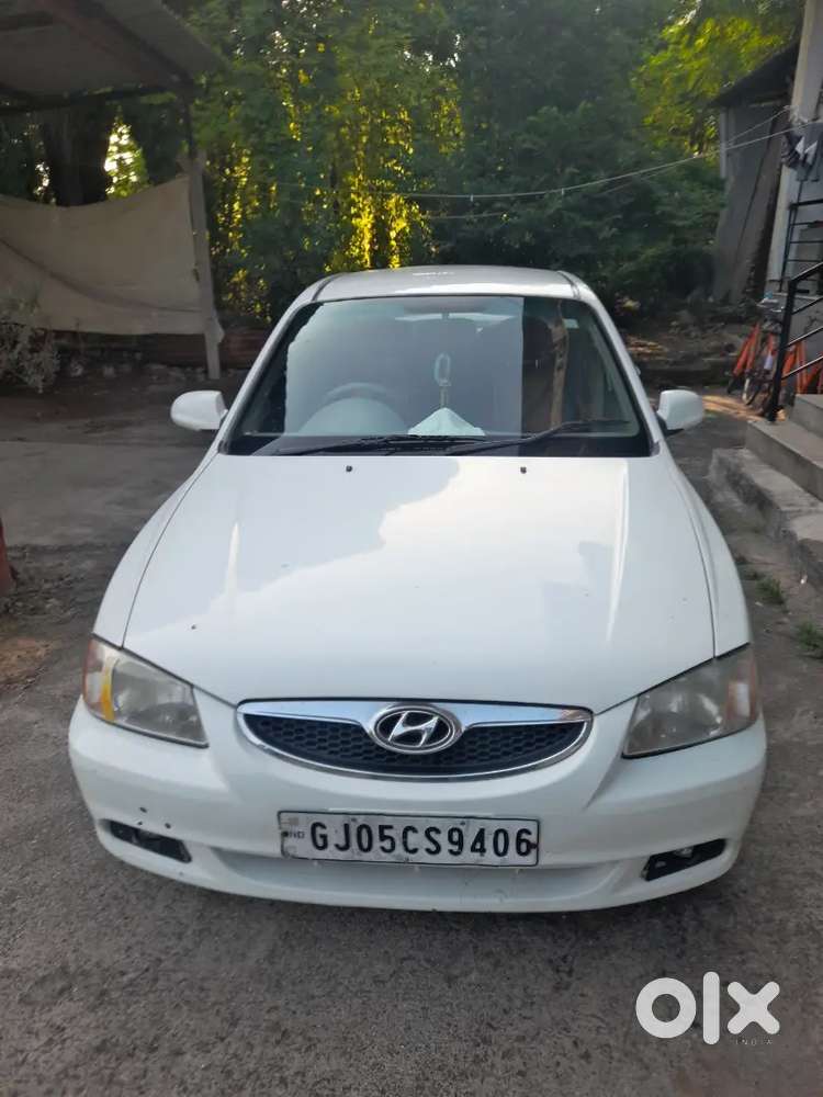 Hyundai Accent ( Petrol + Cng )