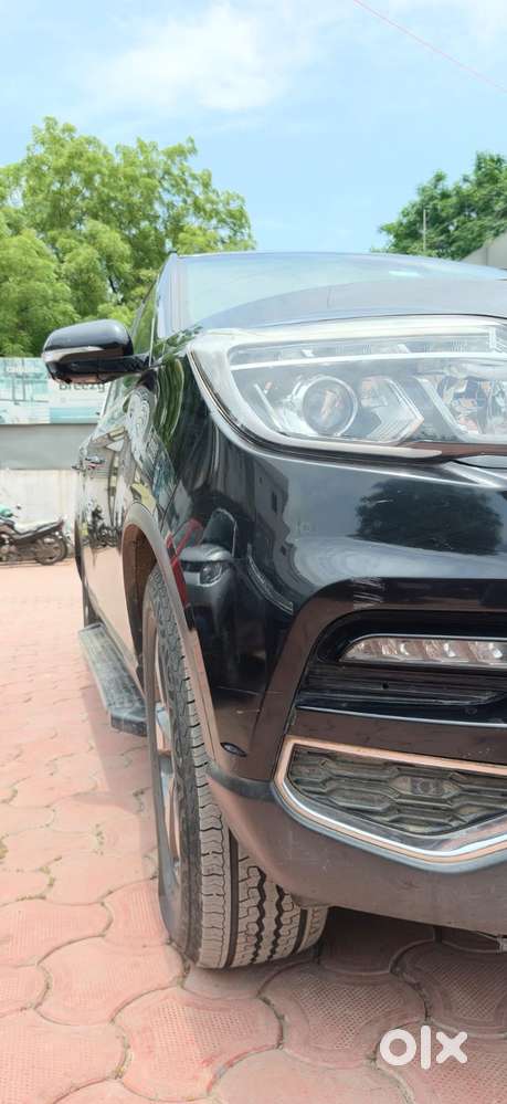 Mahindra Alturas G4 4x2 At, 2019, Diesel
