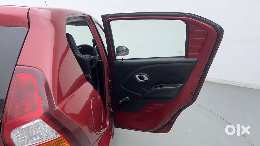 Datsun Redigo T Option, 2017, Petrol