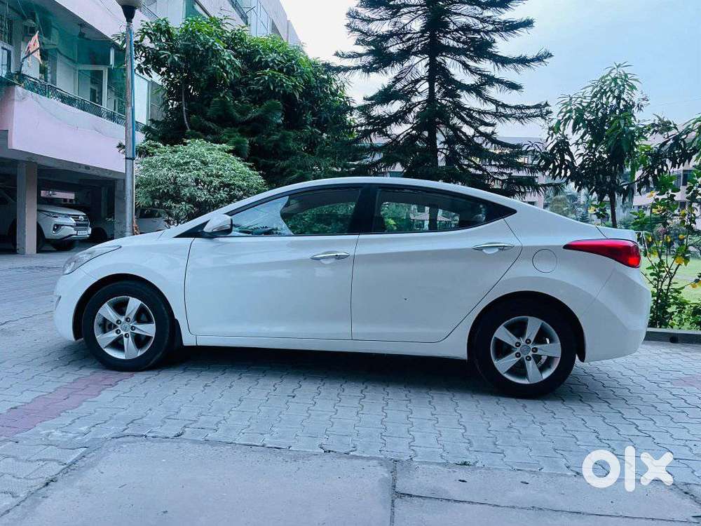 Hyundai Elantra 1.6 Sx, 2013, Petrol