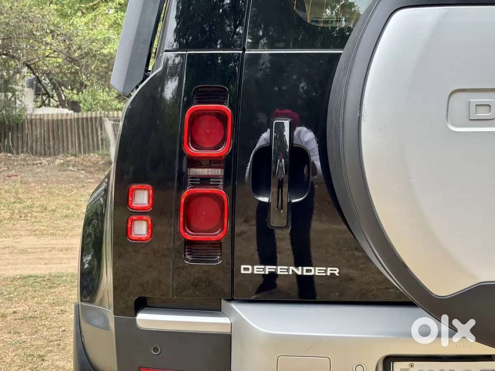 Land Rover Defender, 2024, Petrol