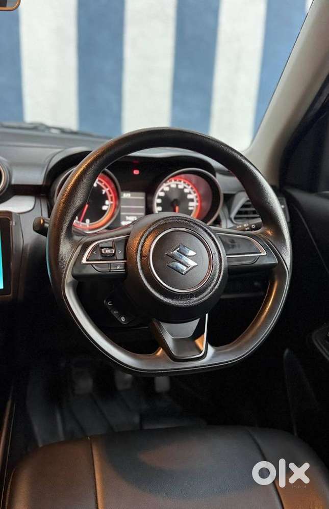 Maruti Suzuki Swift Vxi + Manual, 2018, Petrol