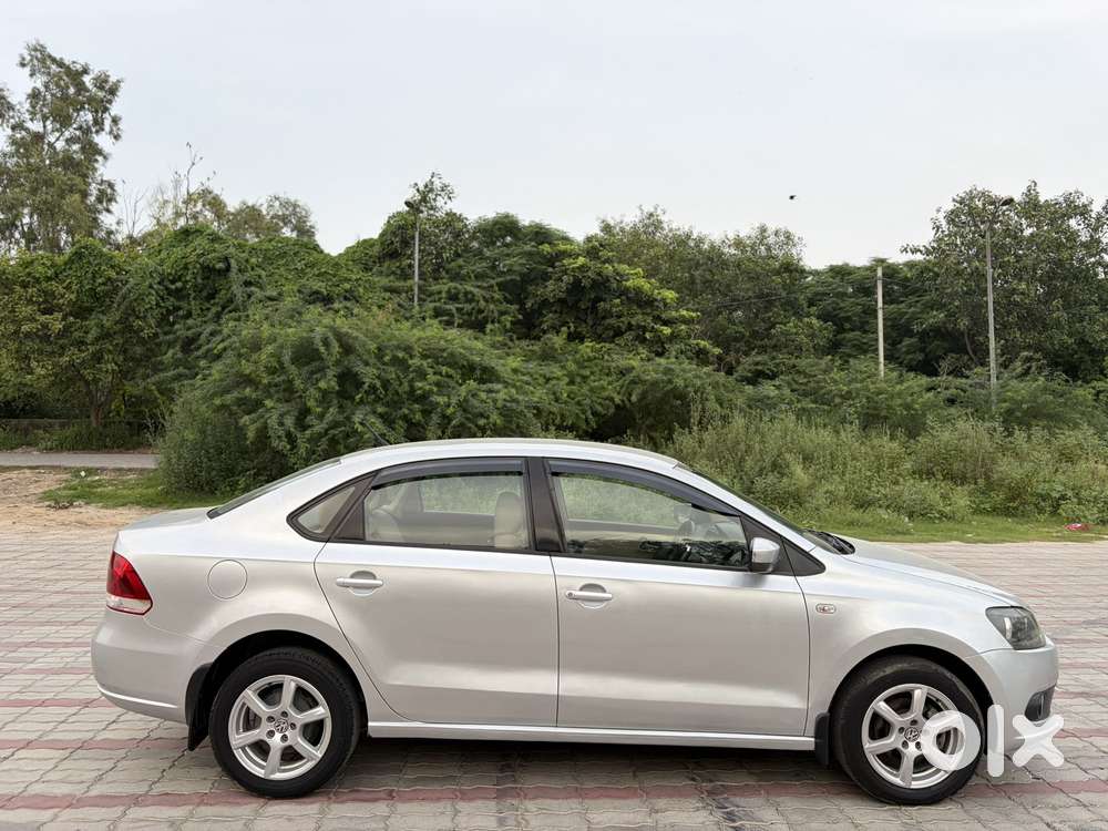 Volkswagen Vento Petrol Highline, 2014, Petrol