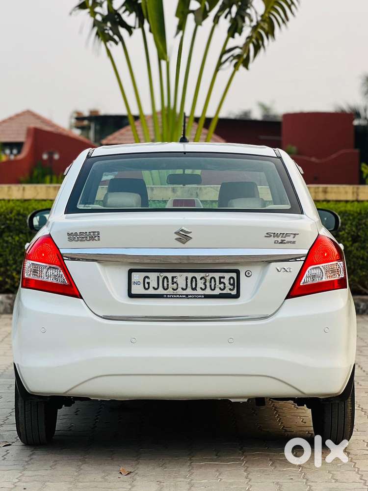 Maruti Suzuki Swift Dzire Vxi Optional, 2016, Petrol