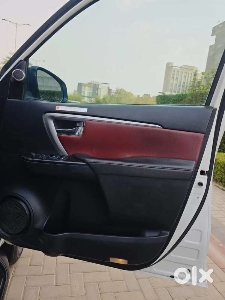 Toyota Fortuner Legender, 2023, Diesel