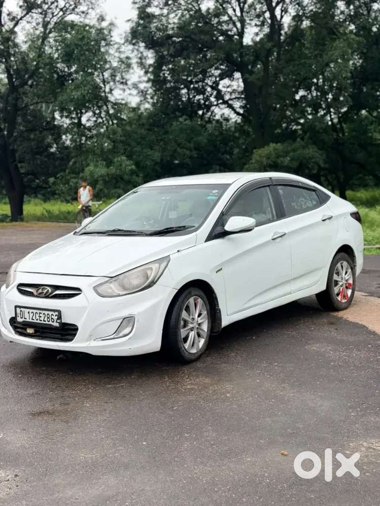 Hyundai Verna 2012 Fluidic Suv