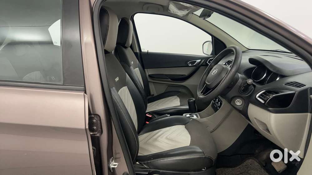 Tata Tiago Xza, 2018, Petrol