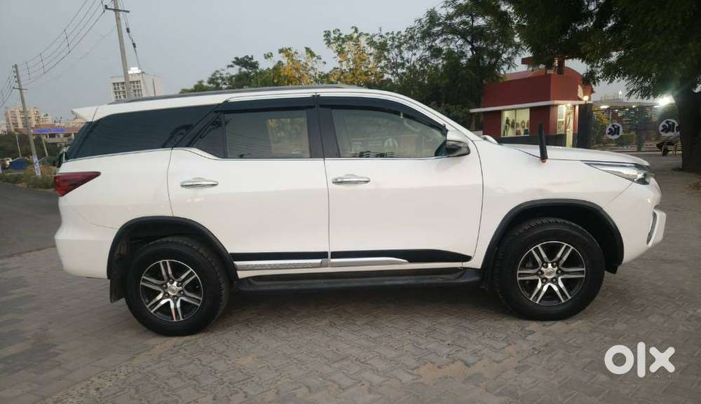 Toyota Fortuner 4x2 At 2.8 Diesel, 2019, Diesel