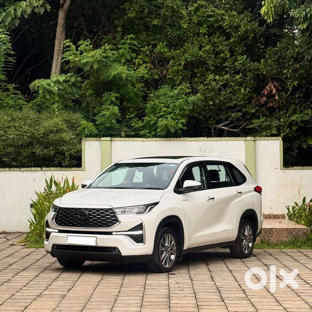 Toyota Innova Hycross Zx(o), 2023, Petrol