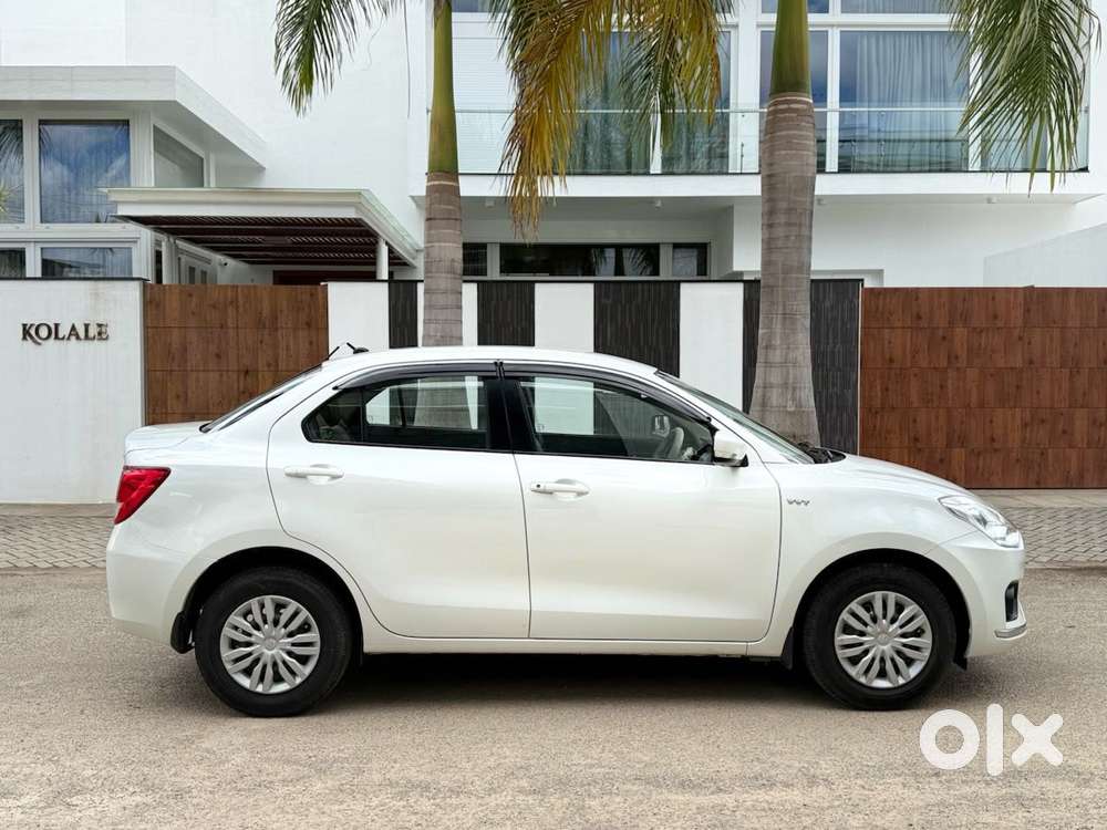 Maruti Suzuki Swift Dzire 1.2 Vxi, 2017, Petrol
