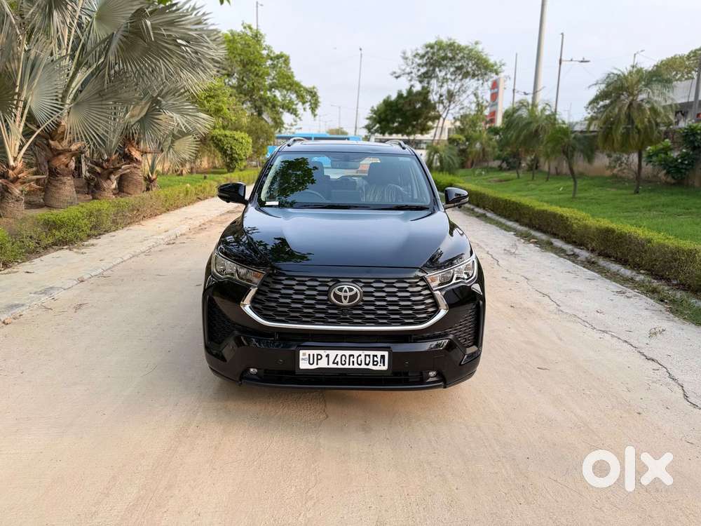 Toyota Innova Hycross 2.0 Vx (o) Hybrid 7 Str, 2025, Cng & Hybrids