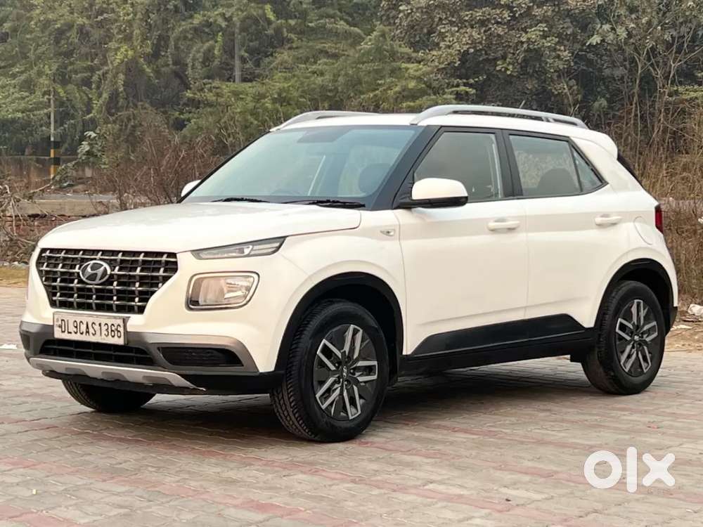 Hyundai Venue 1.0 S (o) Turbo Dct, 2019, Petrol
