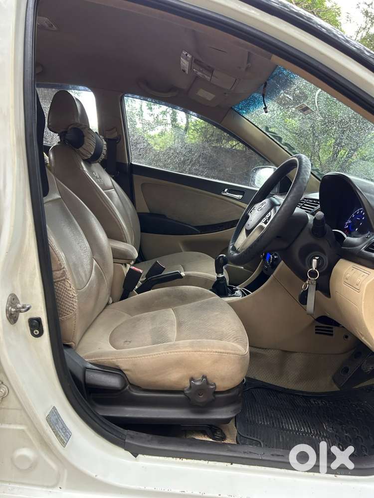 Hyundai Fluidic Verna 2012