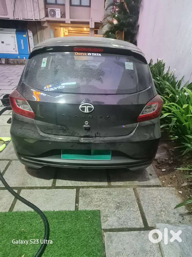 Tiago Ev - 6.9 Lkhs