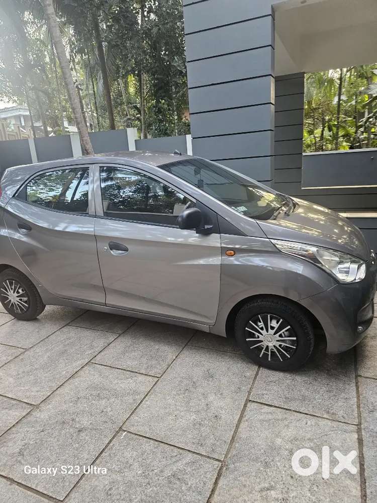 Hyundai Eon Magna 2012