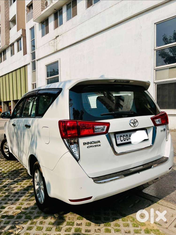 टीप टॉप कंडीशन, नई जैसी मेंटेंड Bs6 Toyota Innova Crysta 2020