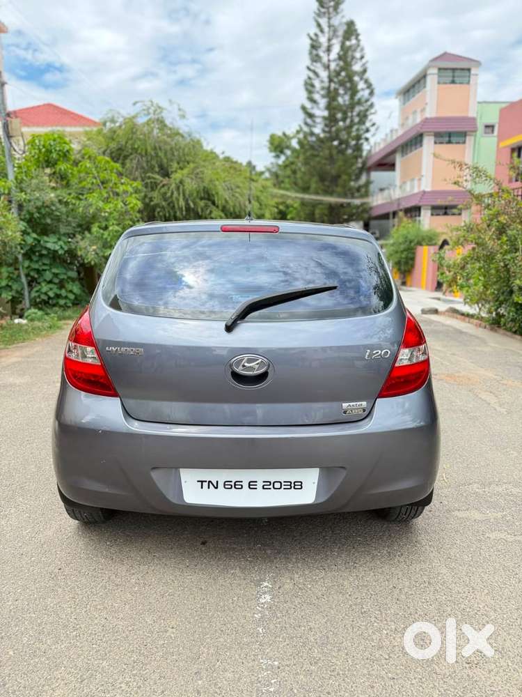 Hyundai I20 Petrol Asta Option, 2011, Petrol