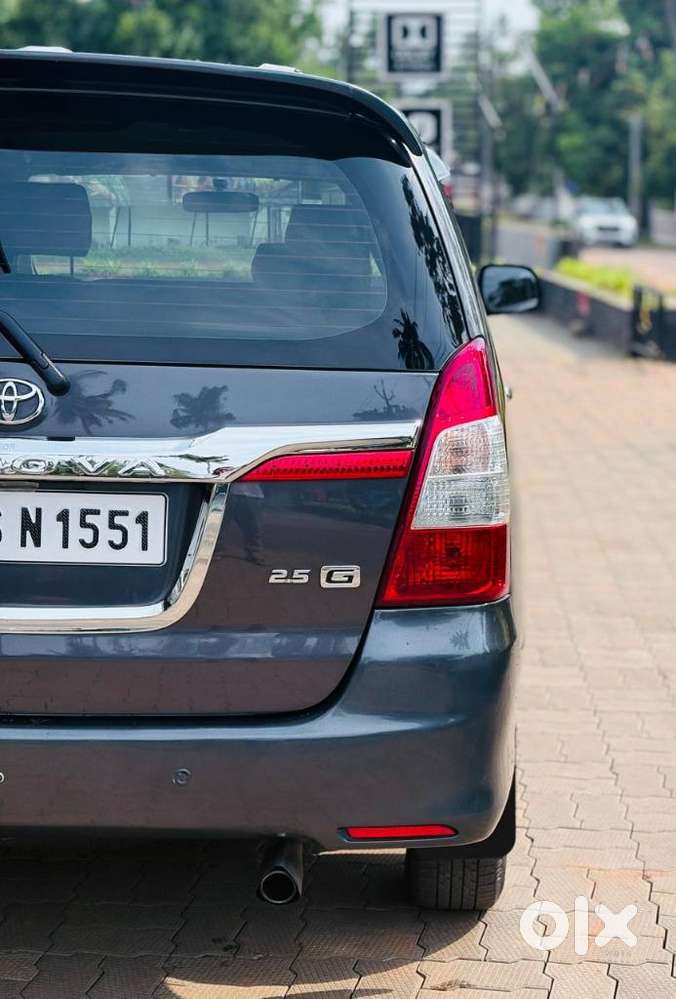 Toyota Innova 2.5 G (diesel) 8 Seater, 2016, Diesel