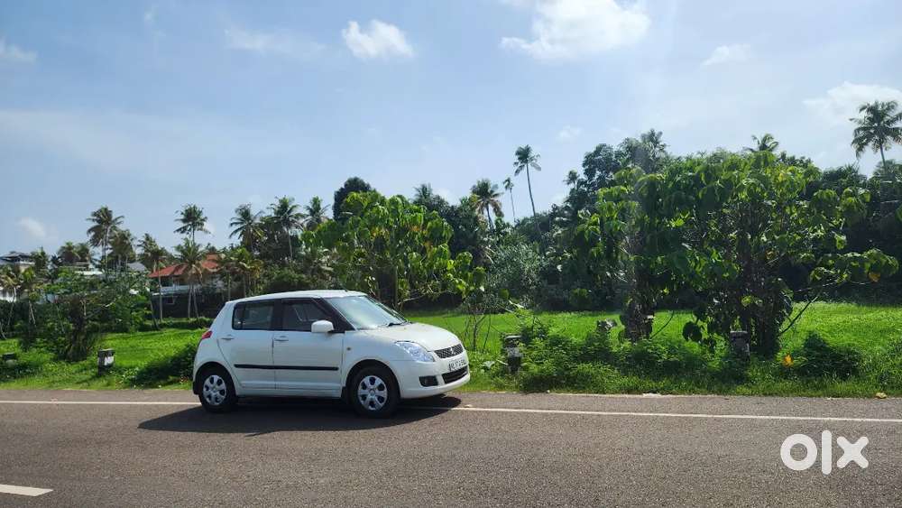 Swift Maruti Suzuki 2010 Year Well Maintained Very Good Condition