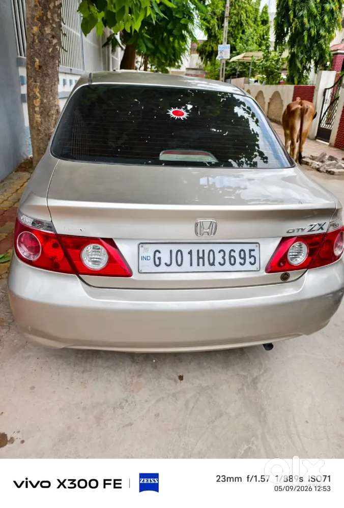 * Honda City વેચવાની છે *

 ગાડીની માહિતી

 ગાડી : Honda C