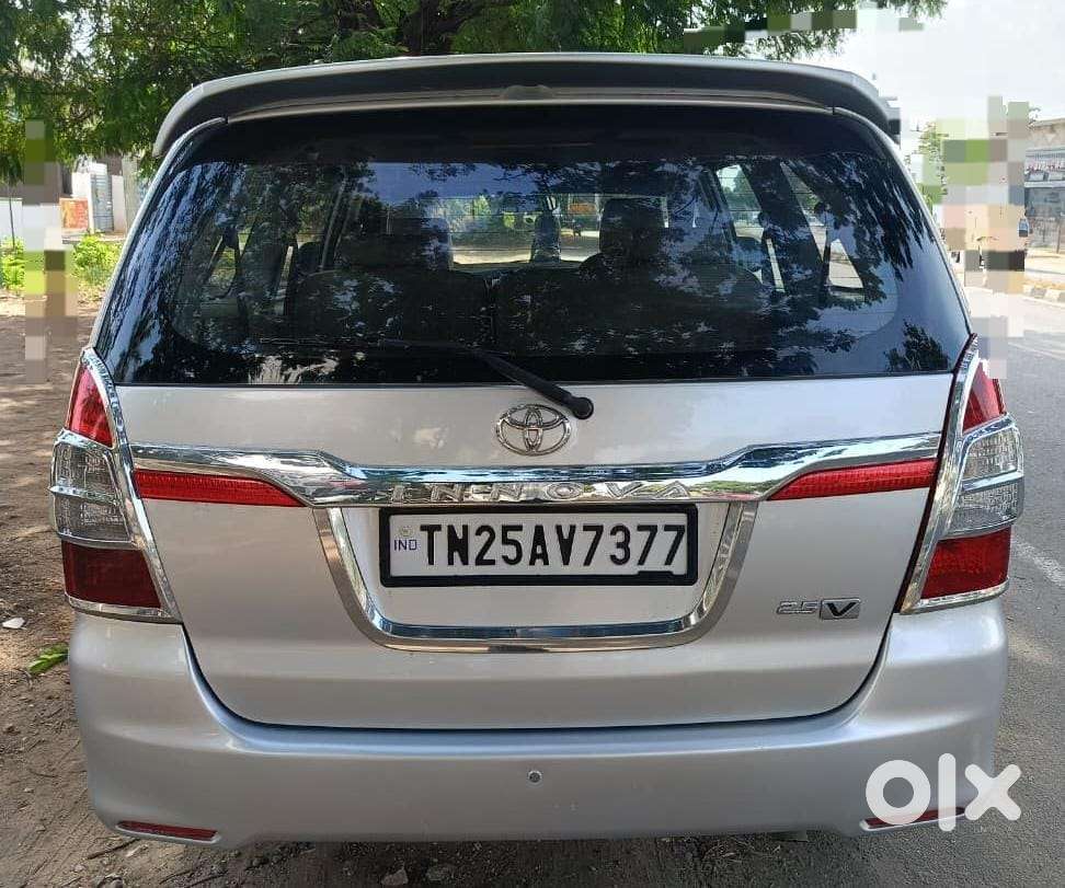 Toyota Innova 2.5 Vx 8 Seater Bs Iv, 2013, Diesel