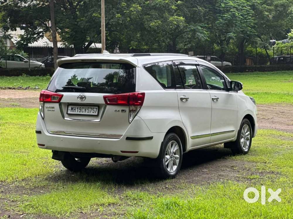 Toyota Innova Crysta 2.4 V 8 Str, 2019, Diesel
