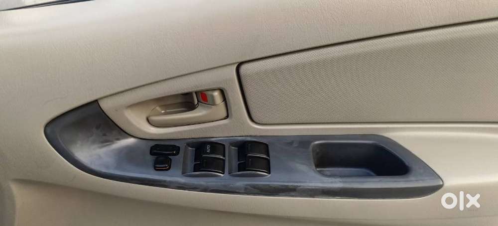 Toyota Innova [2013-2016] 2.5 G4 7 Str, 2014, Diesel