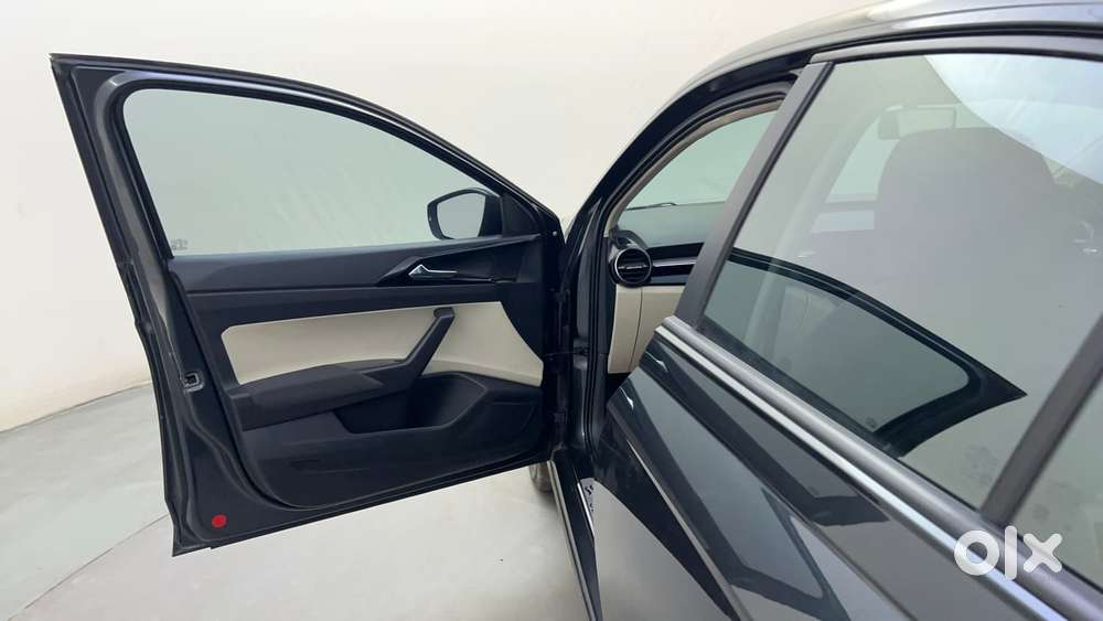Skoda Slavia Ambition 1.0l Tsi Mt, 2024, Petrol