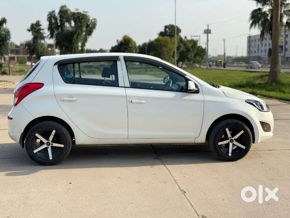 Hyundai I20 Abs Sportz 2014 Petrol Manual