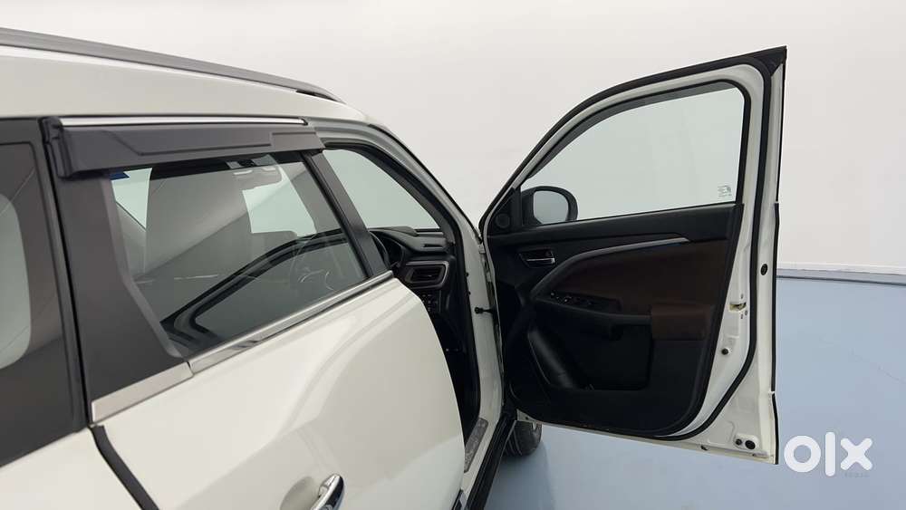 Maruti Suzuki Vitara Brezza 1.5 Zxi Plus At, 2023, Petrol