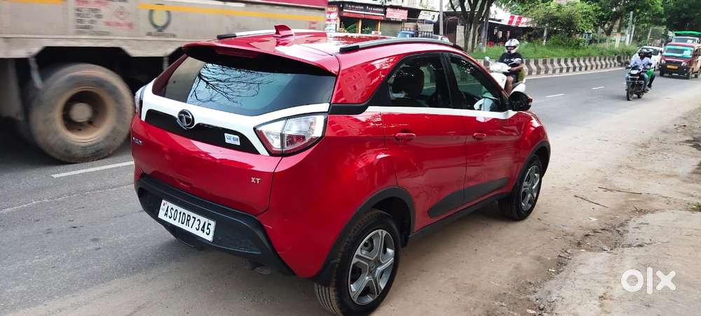 Tata Nexon 1.2 Revotron Xt, 2018, Petrol