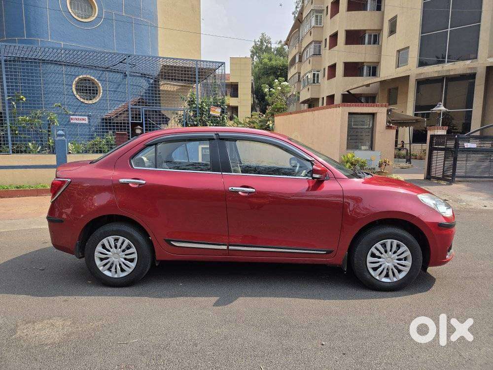 Maruti Suzuki Swift Dzire Vxi Optional, 2021, Petrol