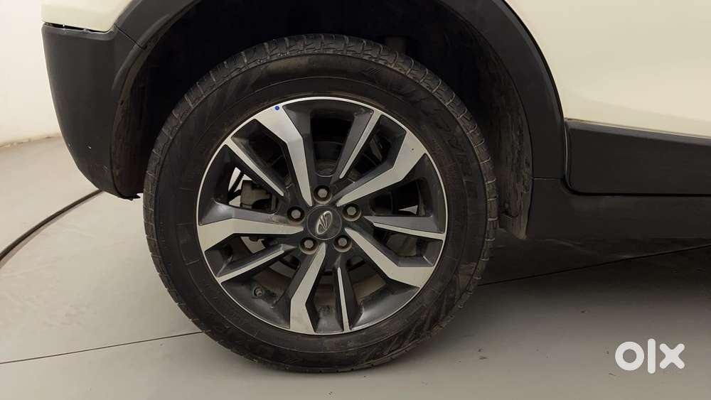 Mahindra Xuv300 W8 (o) 1.5 Diesel Amt, 2020, Diesel