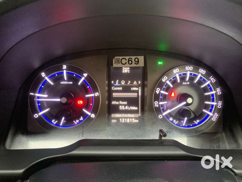 Toyota Innova Crysta 2.4 Zx Mt, 2018, Diesel