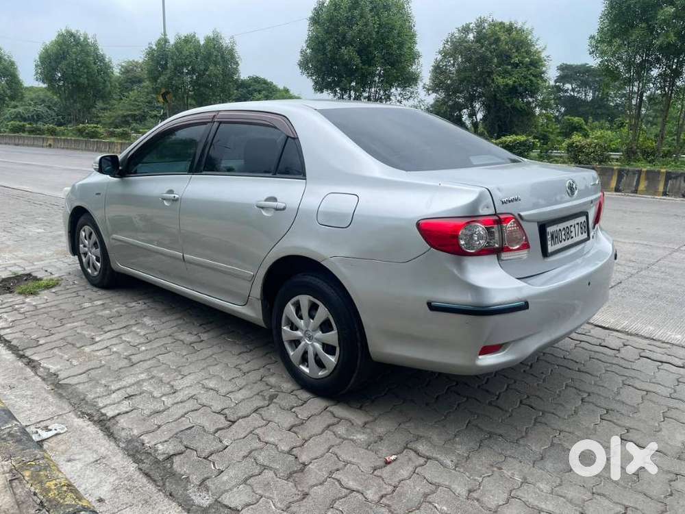 Toyota Corolla Altis 1.8 J, 2011, Petrol