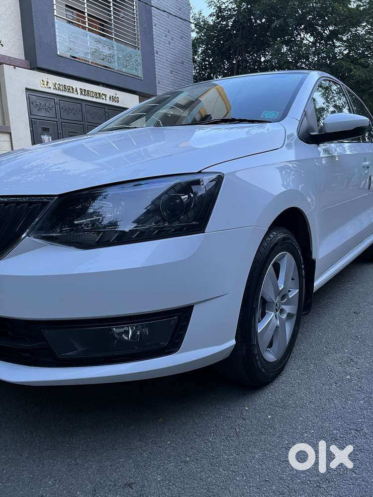 Skoda Rapid 1.0 Ambition Tsi At, 2020, Petrol