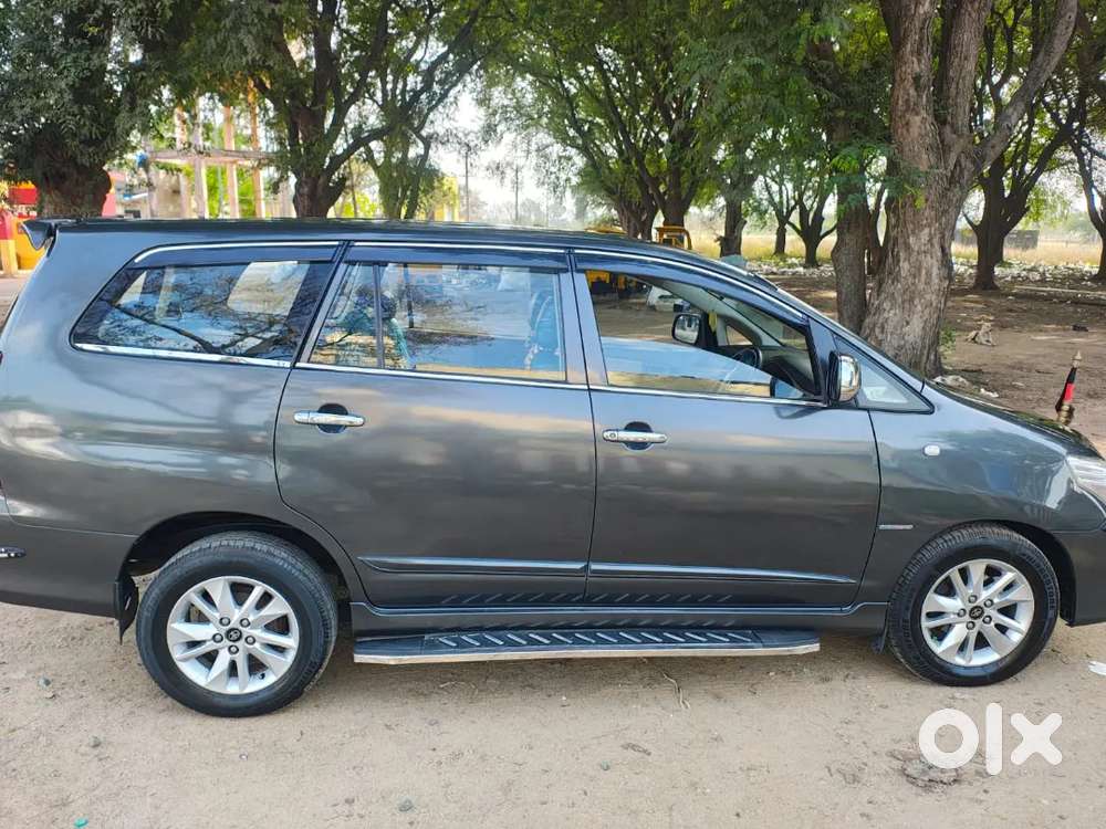 Toyota Innova 188090 Km Driven 0555 Go Number