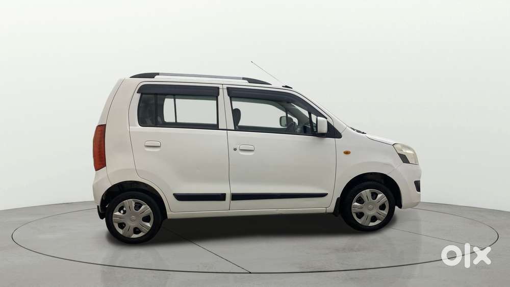 Maruti Suzuki Wagon R Vxi Amt, 2017, Petrol