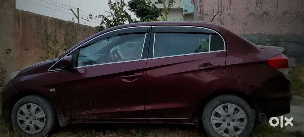 Honda Amaze 2014 Cng & Hybrids 70000 Km Driven