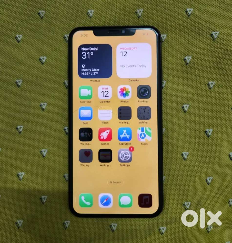 IPhone 11 PRO, 256Gb Storage, battery 100%, No complaint, exchange or